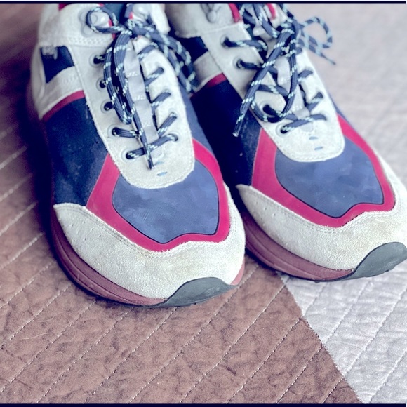 Greats navy, tan, and dark pink low tops, size 10 - Picture 2 of 9